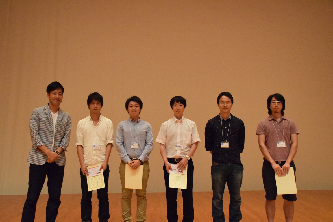 awardees_s.jpg